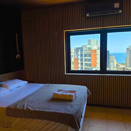 Lindo Apt Vista Mar Completo Com Piscina No Rooftop Do Edf, Proximo Ao Porto Da Barra Сальвадор Экстерьер фото